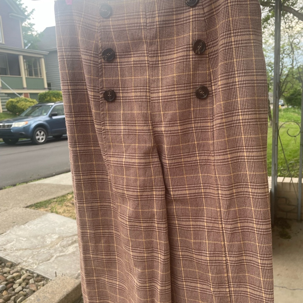 High Waisted Forever 21 Brown Plaid Pants